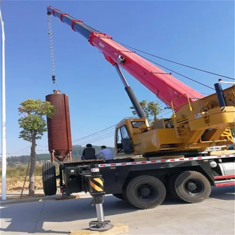 湖州专业吊车租赁多少钱