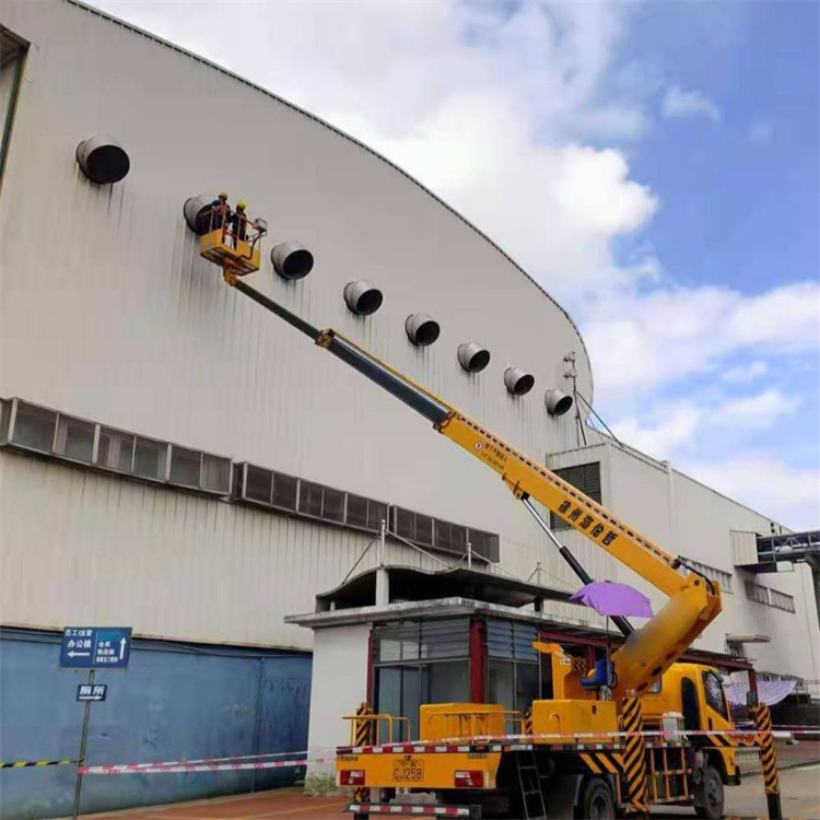 湖州高空作业车出租服务：专业广告牌安装解决方案