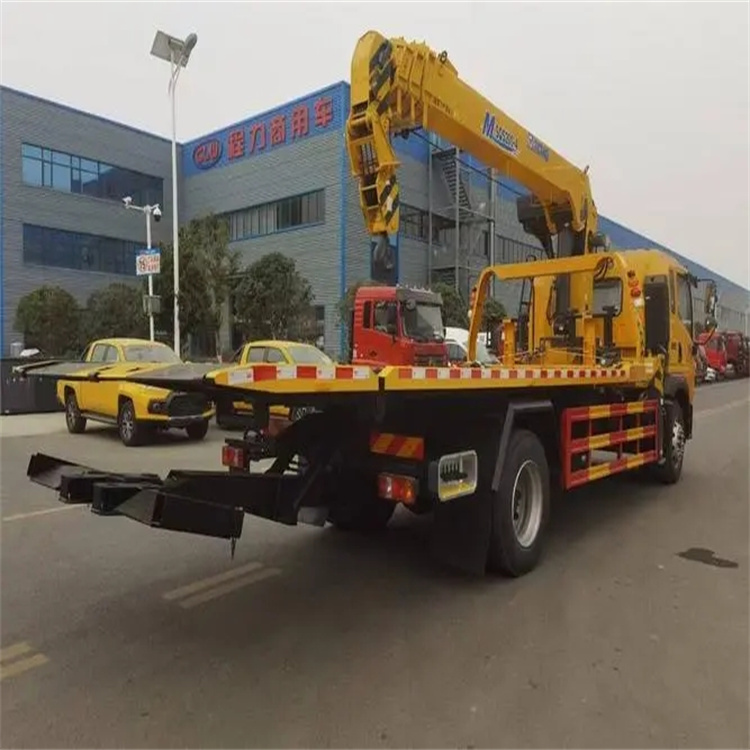 湖州附近小随车吊出租电话，轻松解决搬运烦恼